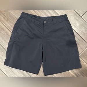 Avía Mens Shorts